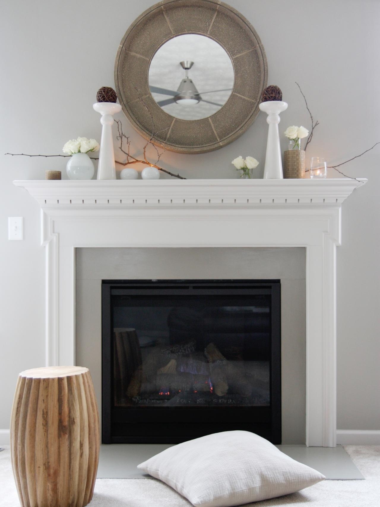 10 Unique Ideas For Decorating A Mantel %name 2021