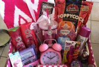 30+ christmas gift baskets for all your loved ones! | birthdays