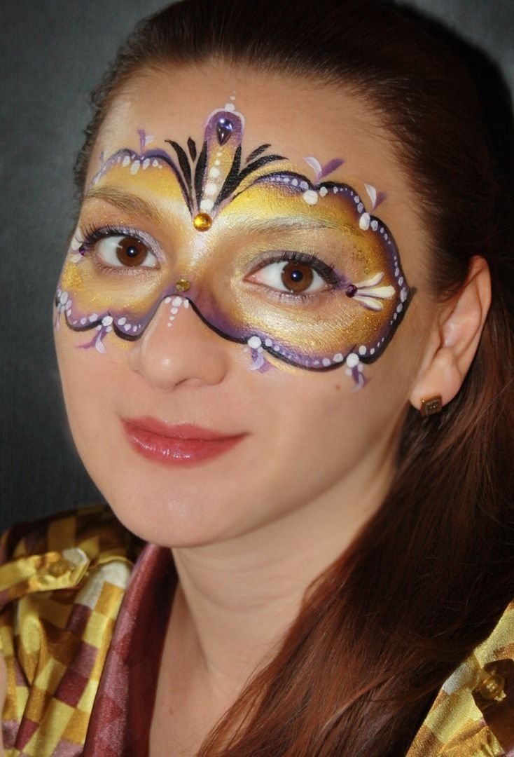 10 Unique Face Painting Ideas For Adults 2023