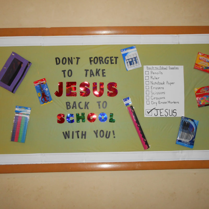 10 Pretty Ideas For Church Bulletin Boards 2024