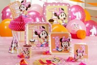 baby girl first birthday party ideas - decorating of party