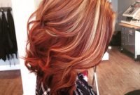 beautiful copper lob with blonde highlights. hair