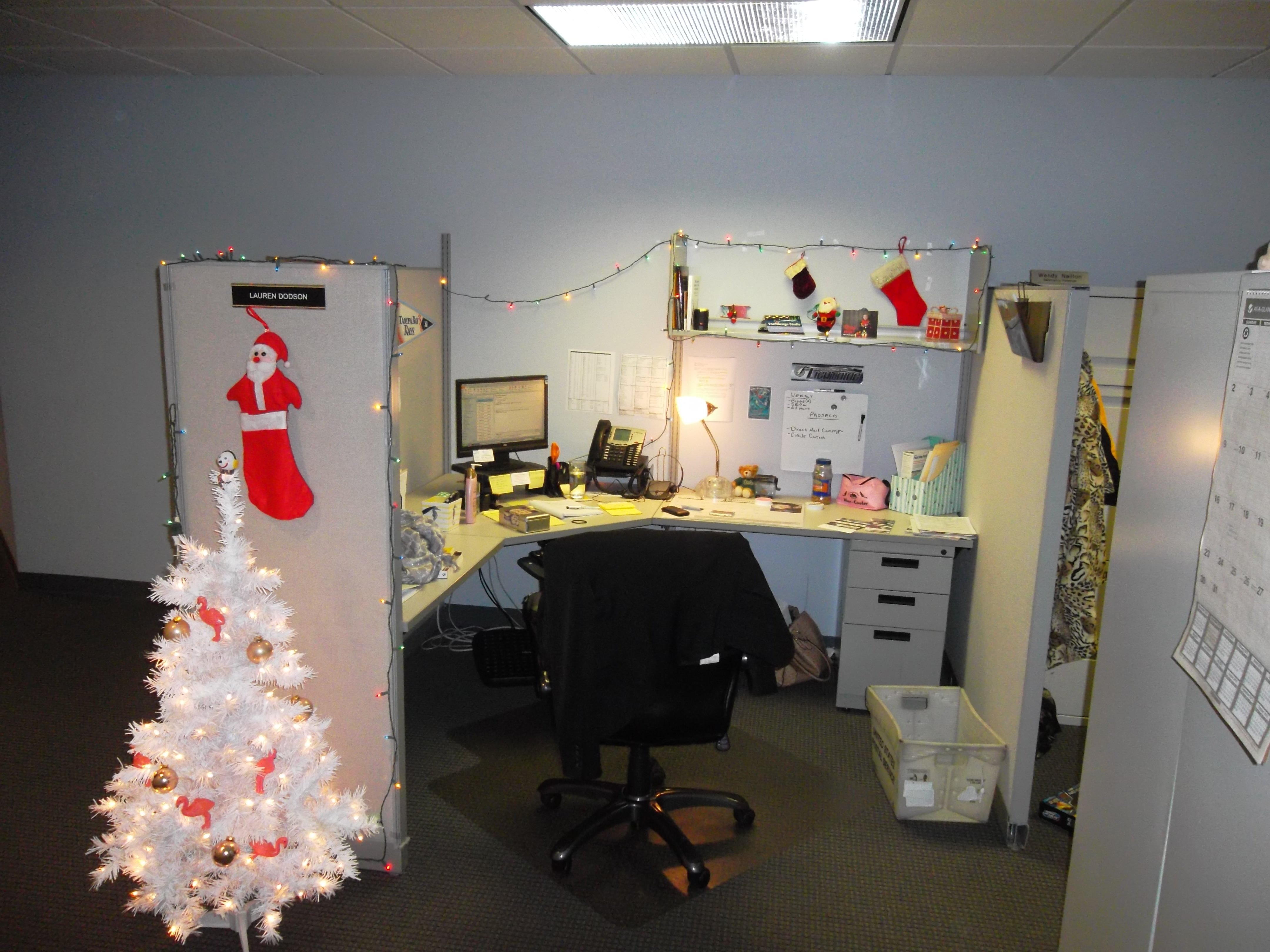 Best Of Office Holiday Cubicle Decorating Contest Also Office 