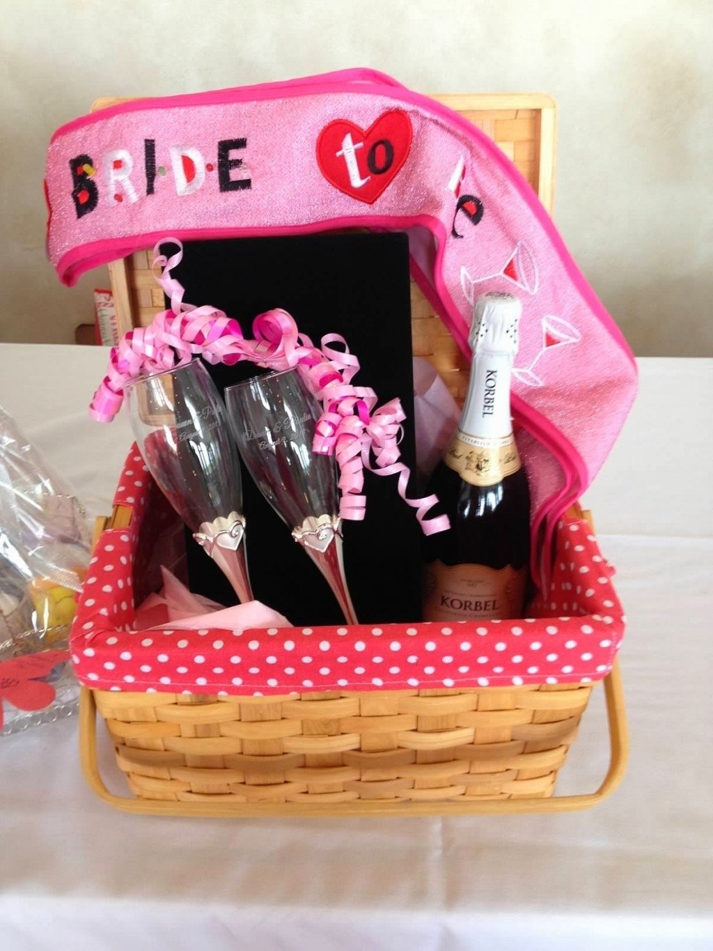 10 Unique Gift Basket Ideas For Bridal Shower 2023