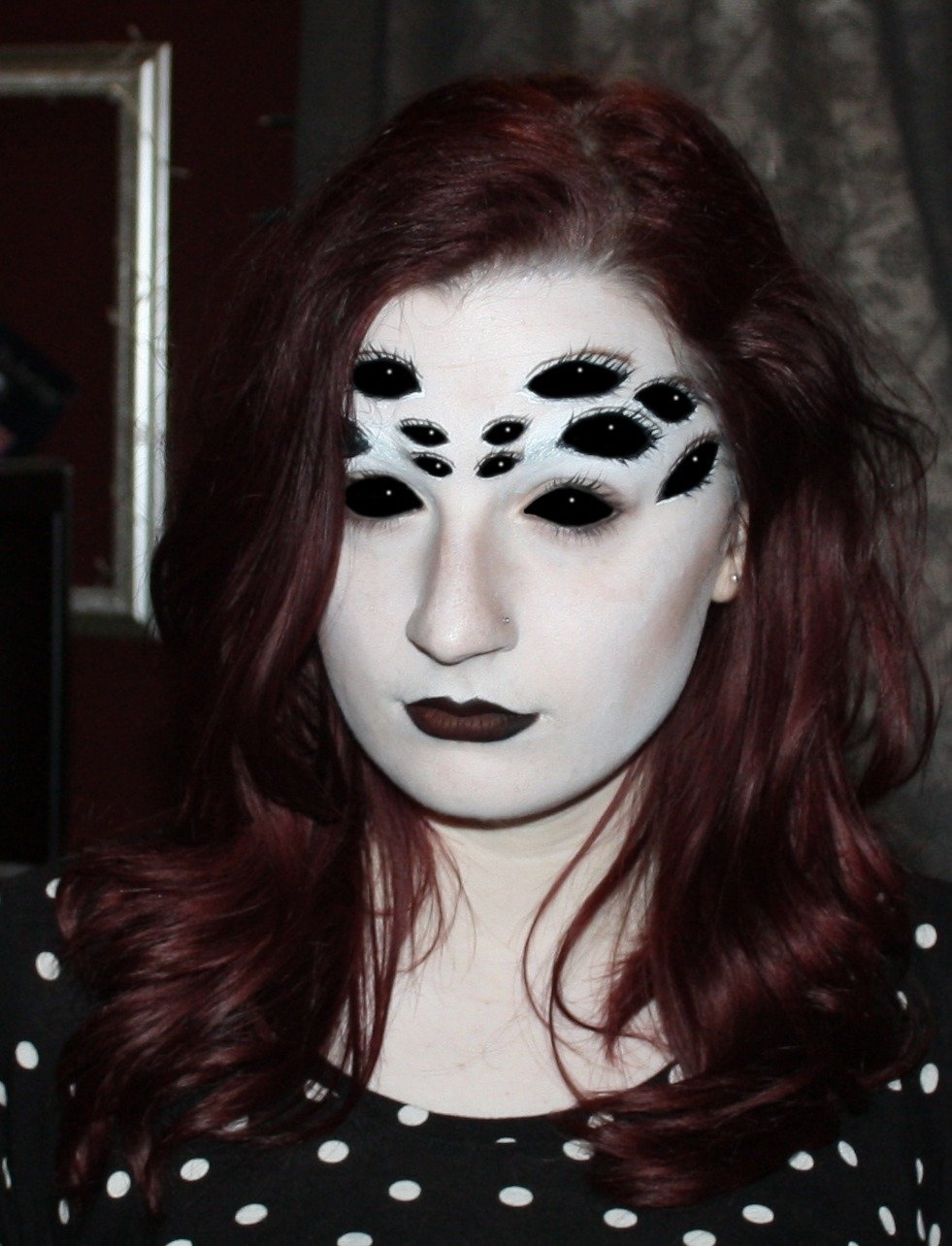 Creepy Spider Eyes Make Up Design Perfect For Halloween 