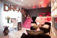 dazzling teen room decor ideas 23 heart photo wall | savoypdx