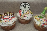 decorating cupcakes #82: new year's eve trio - youtube