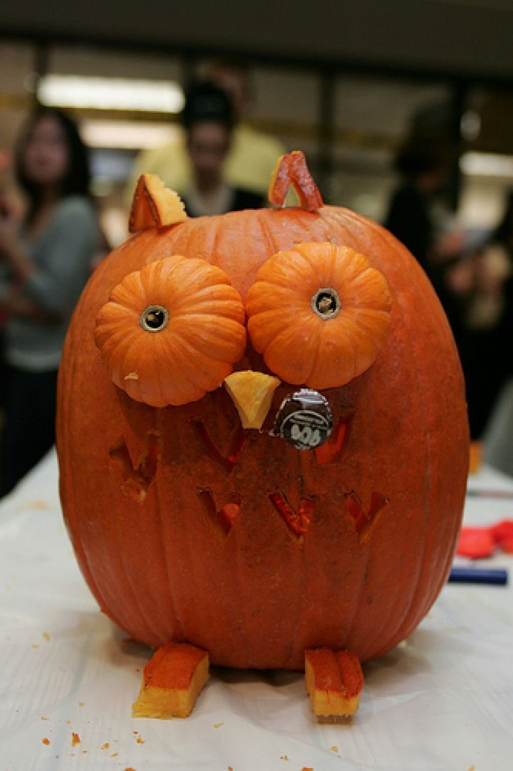 10 Best Cute Couple Pumpkin Carving Ideas 2024