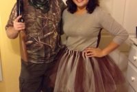 diy hunter deer halloween costume for couples- easy last minute