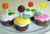 easy cupcake decorating ideas for kids - youtube