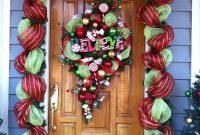 front door decorations, with floral mesh ribbon | my christmas 2012