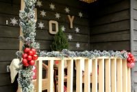 front porch christmas decorating ideas: country christmas