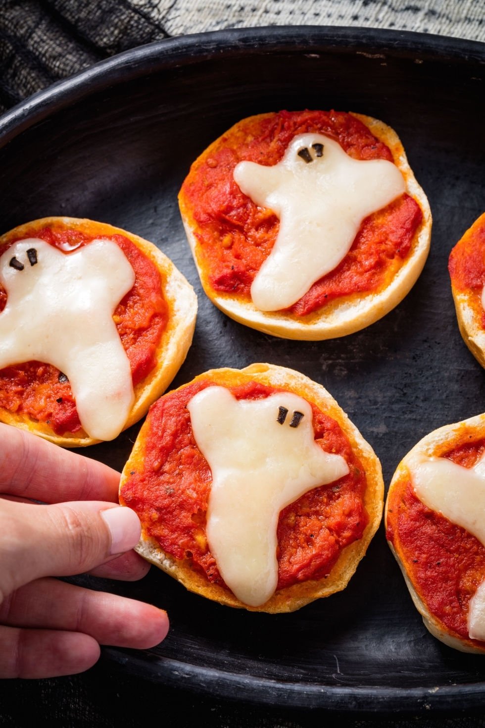 10 Lovable Halloween Food Ideas For Kids 2023