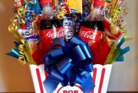 homemade gift ideas | movie night bouquet with drinks, sweets