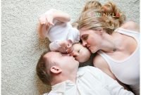 mom and dad with 3 month old boy www.twinklephoto | photography