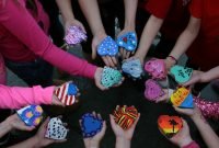 montville girl scouts 'pay it forward' with hearts of hope project