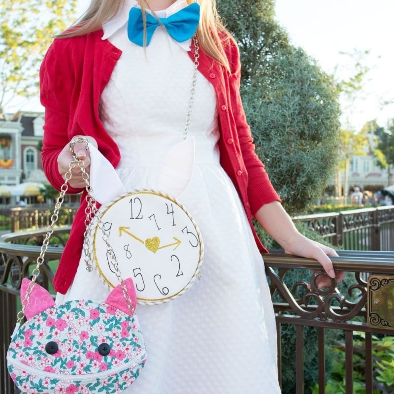 10 Famous Alice In Wonderland Outfit Ideas 2024