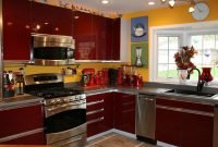 red and yellow kitchen decorating