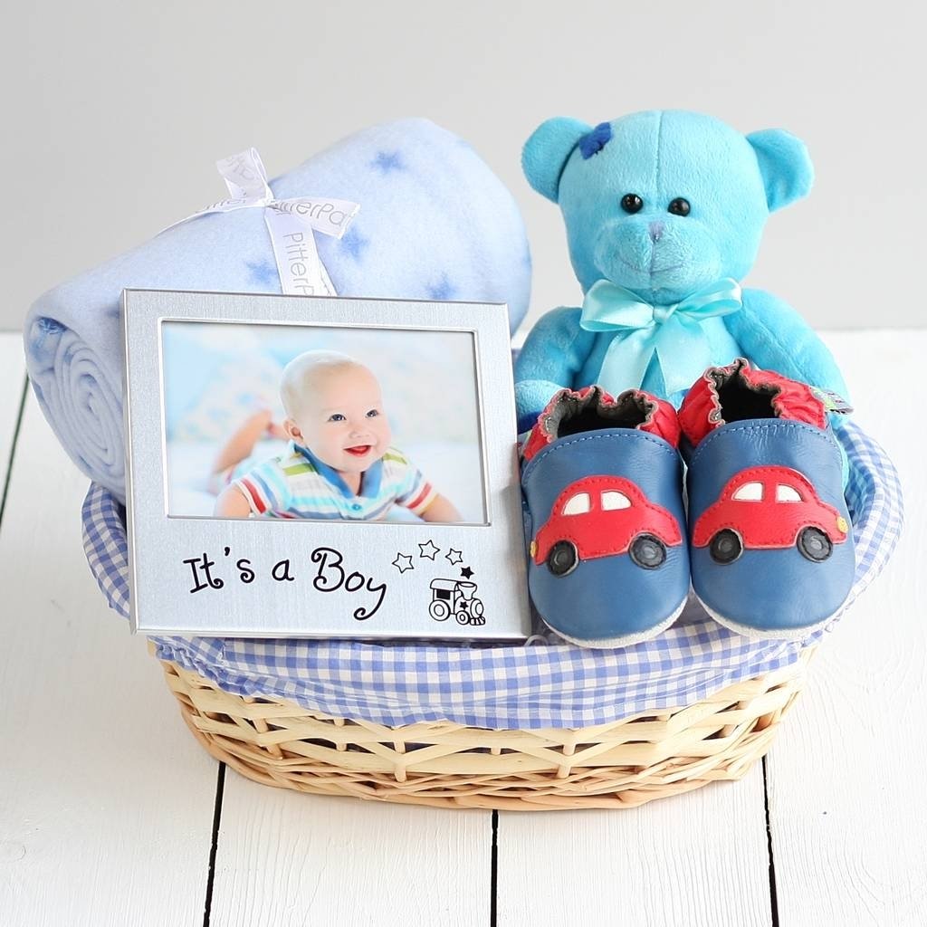 10 Most Recommended Newborn Baby Boy Gift Ideas 2023