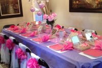 this momma went all out! she created a beautiful table display to go