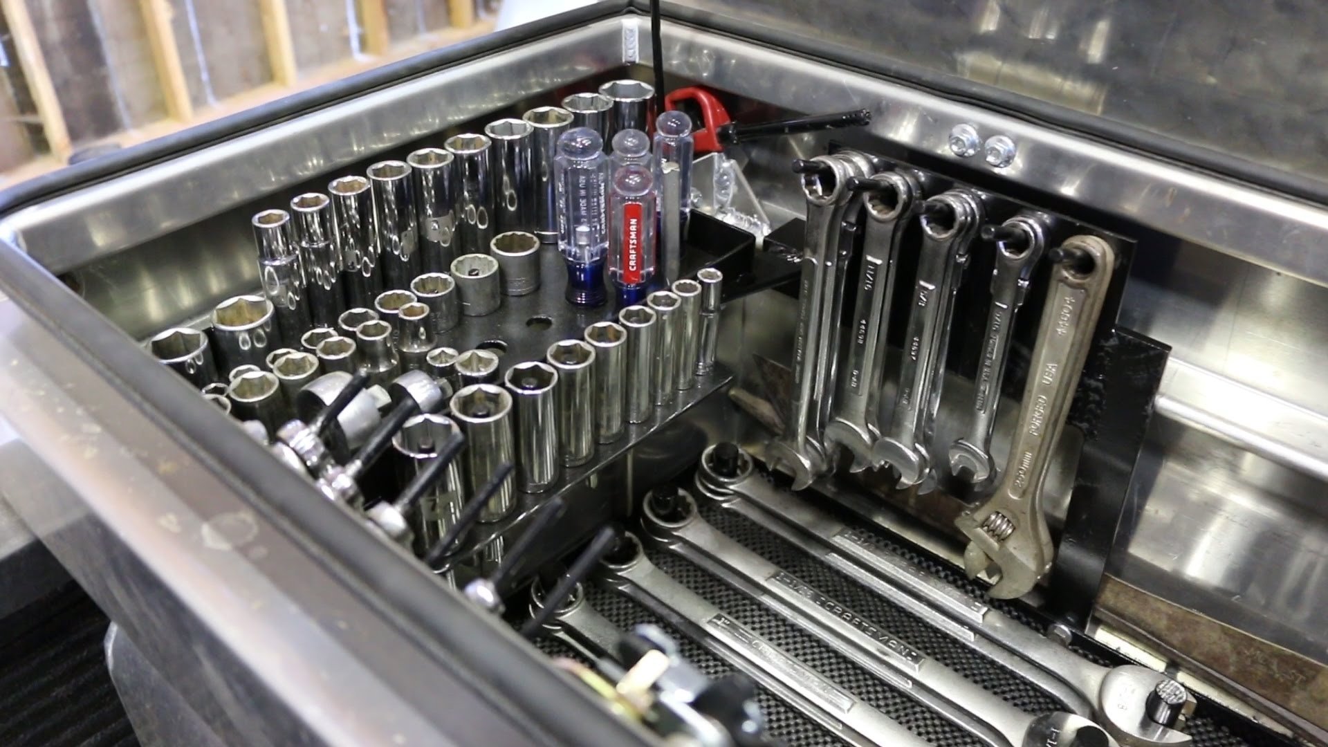 What is the title of this picture ? 10 Fabulous Truck Tool Box Organization Ideas 2021